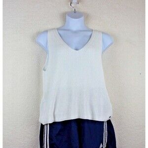 Women's White Sleeveless Knit Top